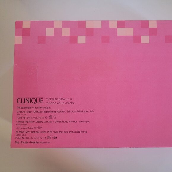 CLINIQUE 4 Piece Gift Set - Picture 2 of 3